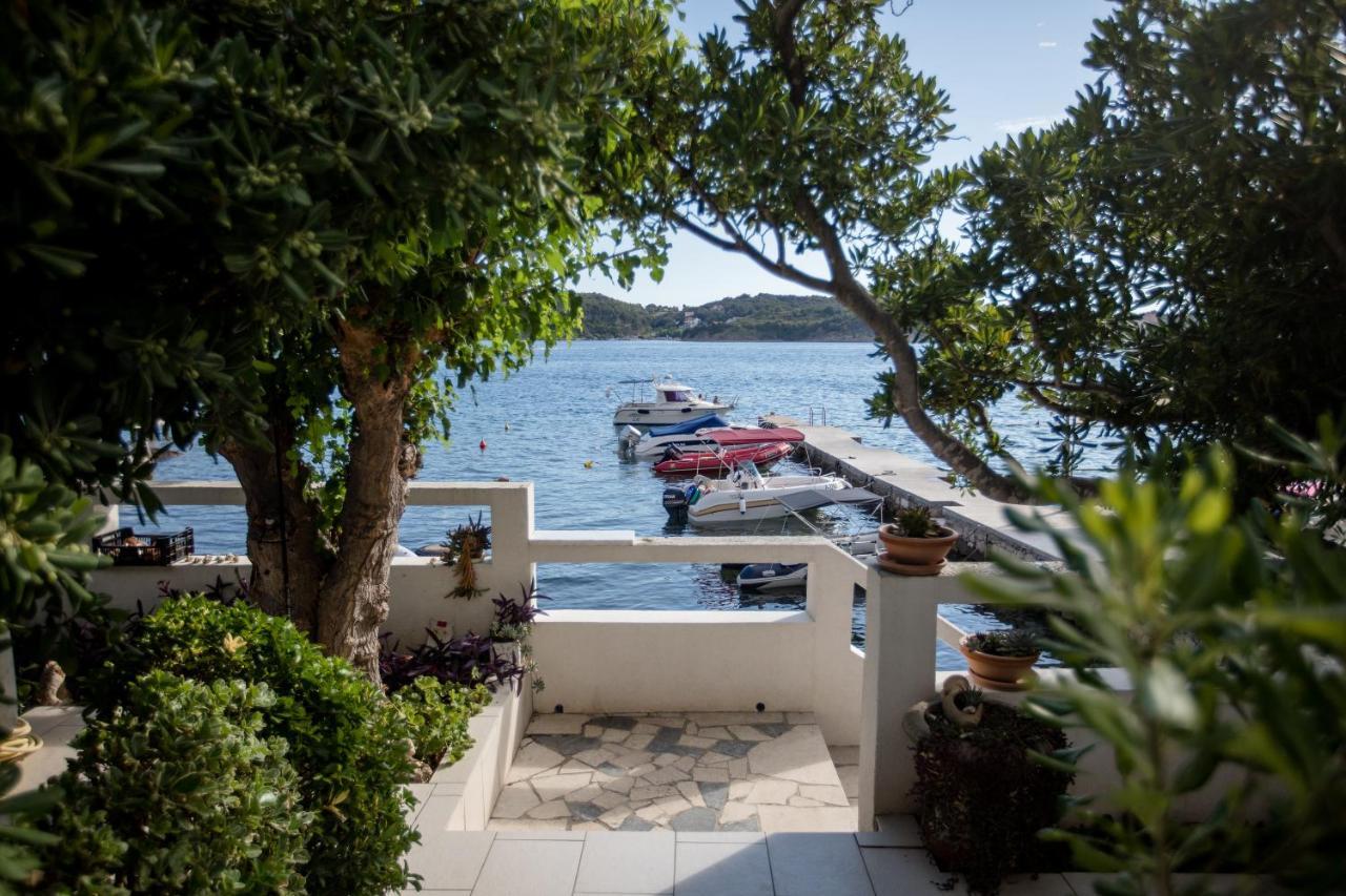 Apartamento House Subic Supetarska Draga Exterior foto