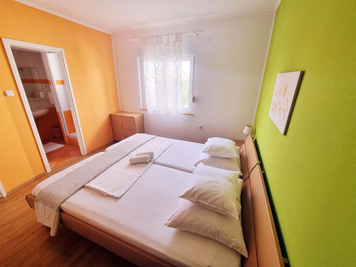 Apartamento House Subic Supetarska Draga Exterior foto