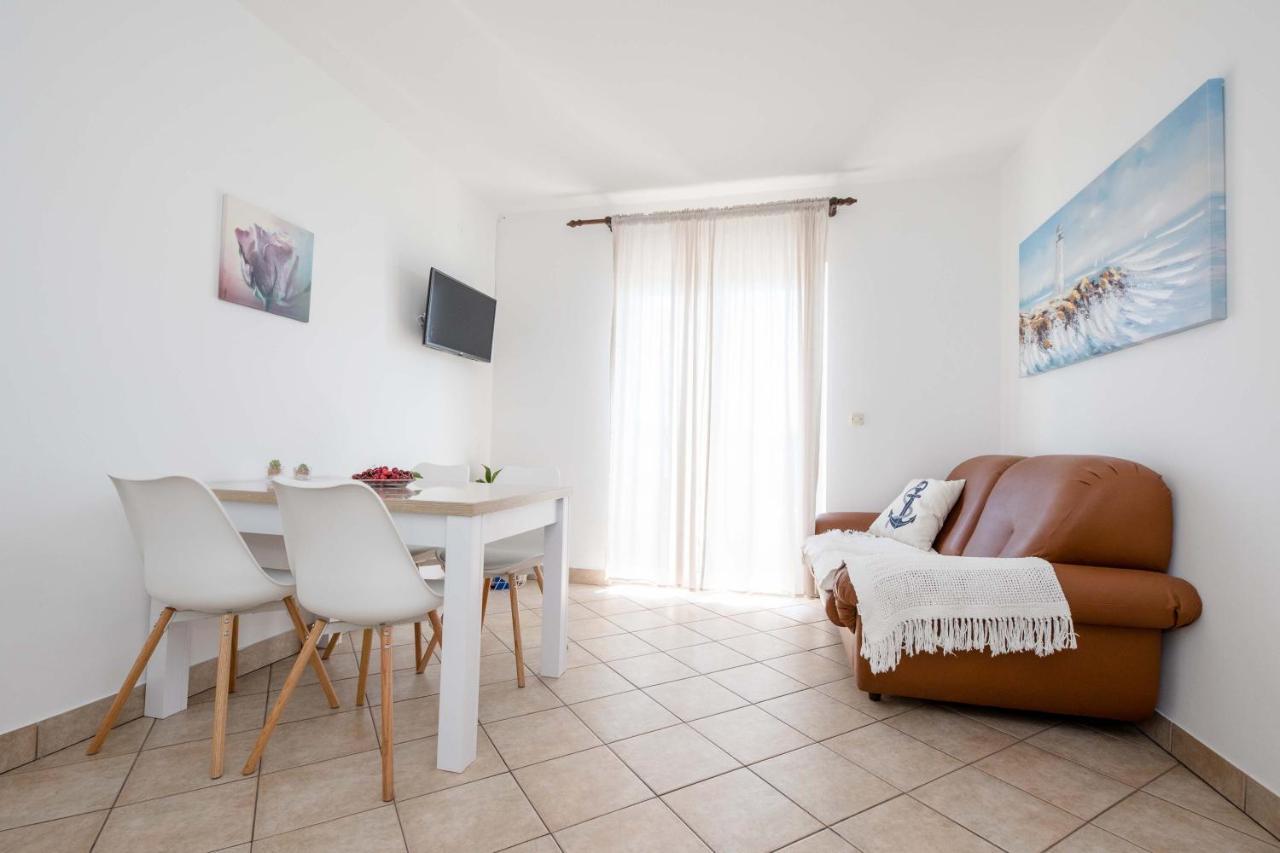 Apartamento House Subic Supetarska Draga Exterior foto